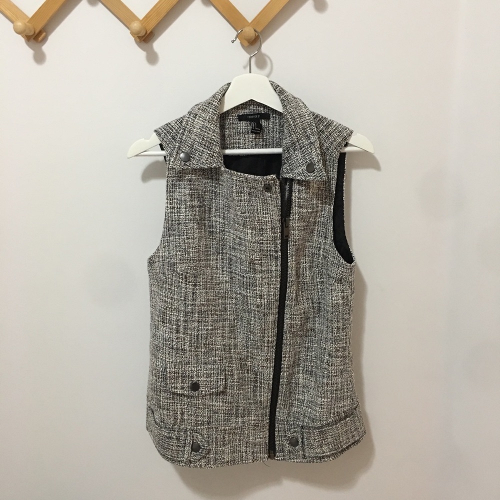 Forever 21 moto boucle tweed jacket size small